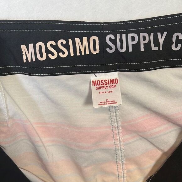 Mossimo supply co board shorts- Men size‎ 34 - Picture 4 of 4